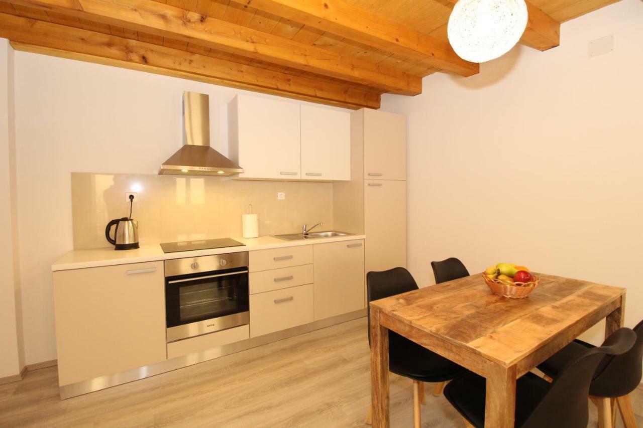 Bella Appartement Pag Town